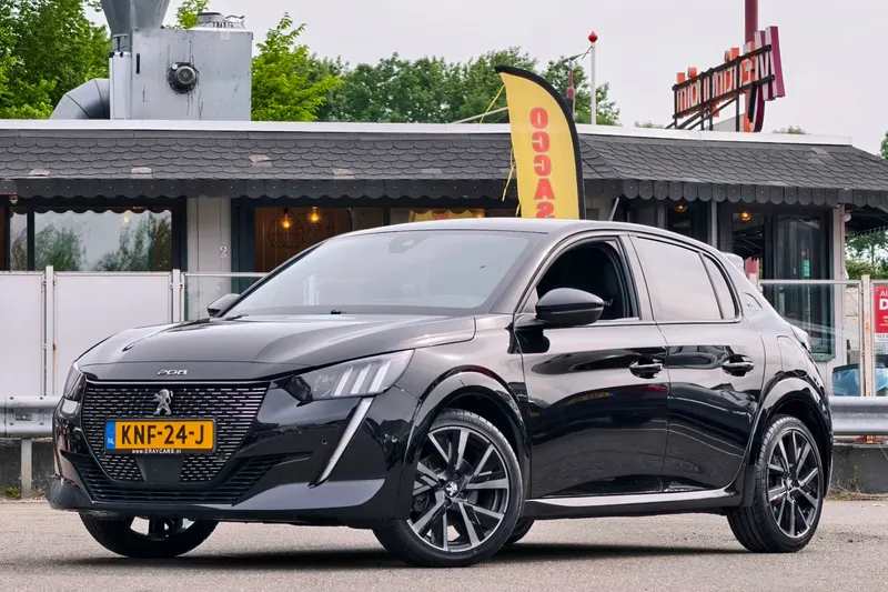 Peugeot 208 (2022)
