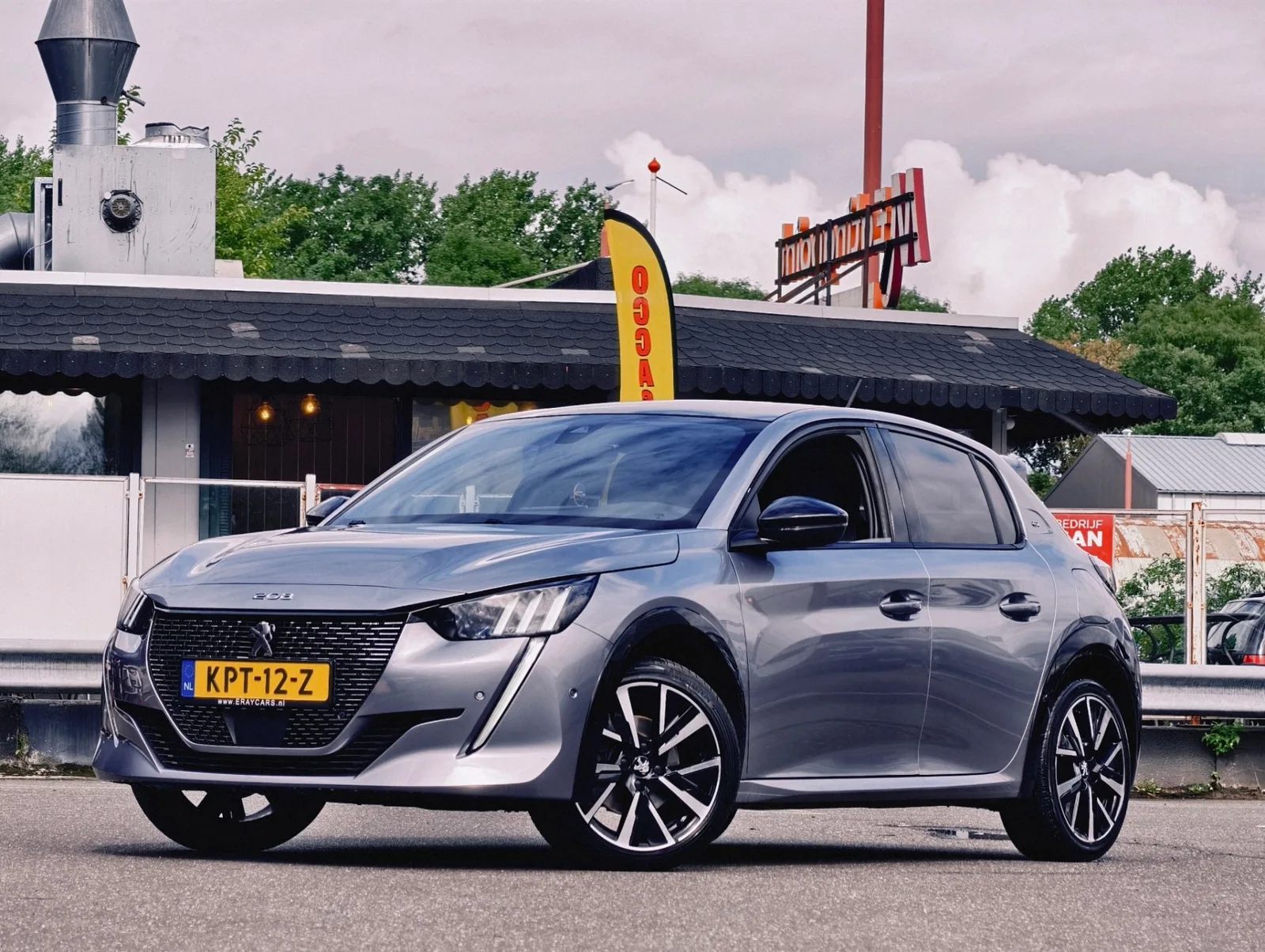 Peugeot 208 (2021) — foto 1
