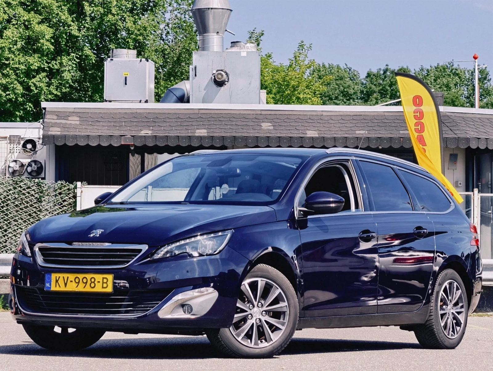 Peugeot 308 (2016) — foto 1