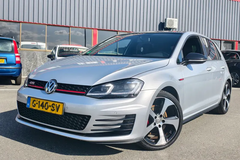 Volkswagen Golf (2014)