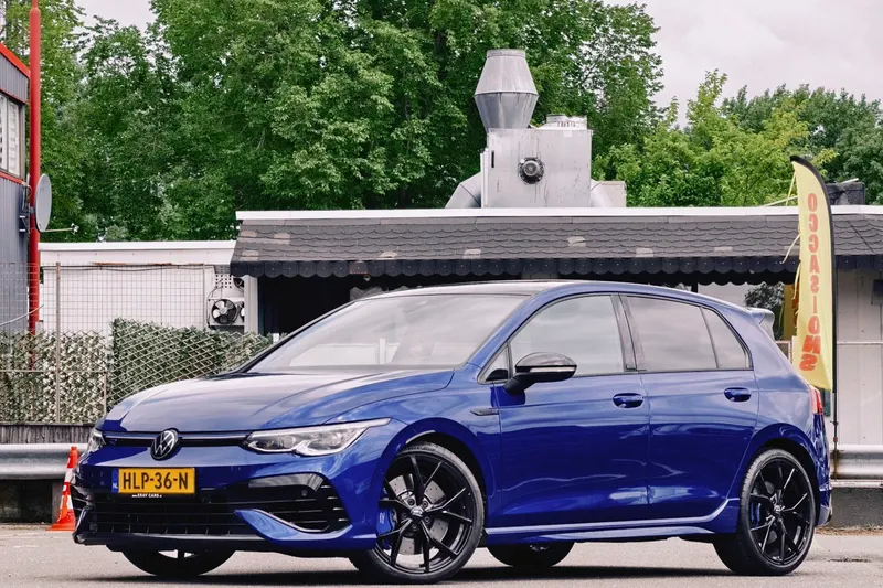 Volkswagen Golf (2024)