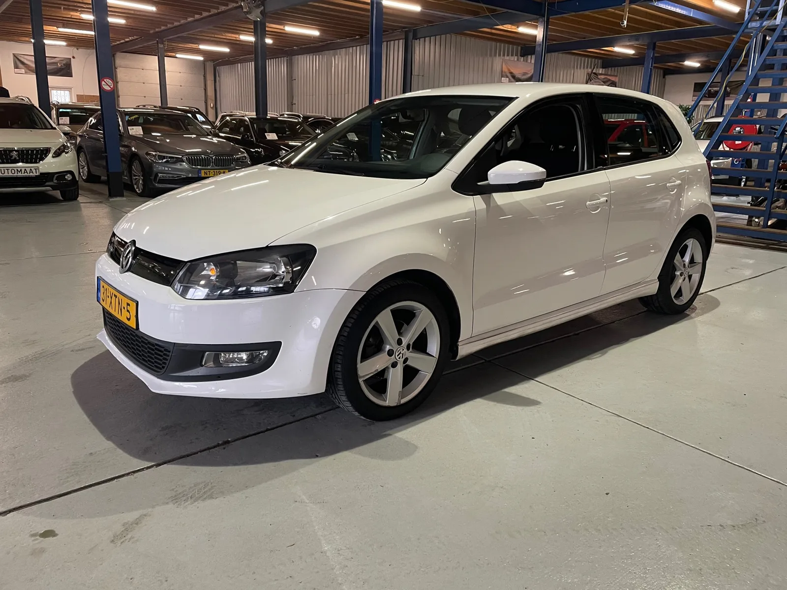 Volkswagen Polo (2012) — foto 1