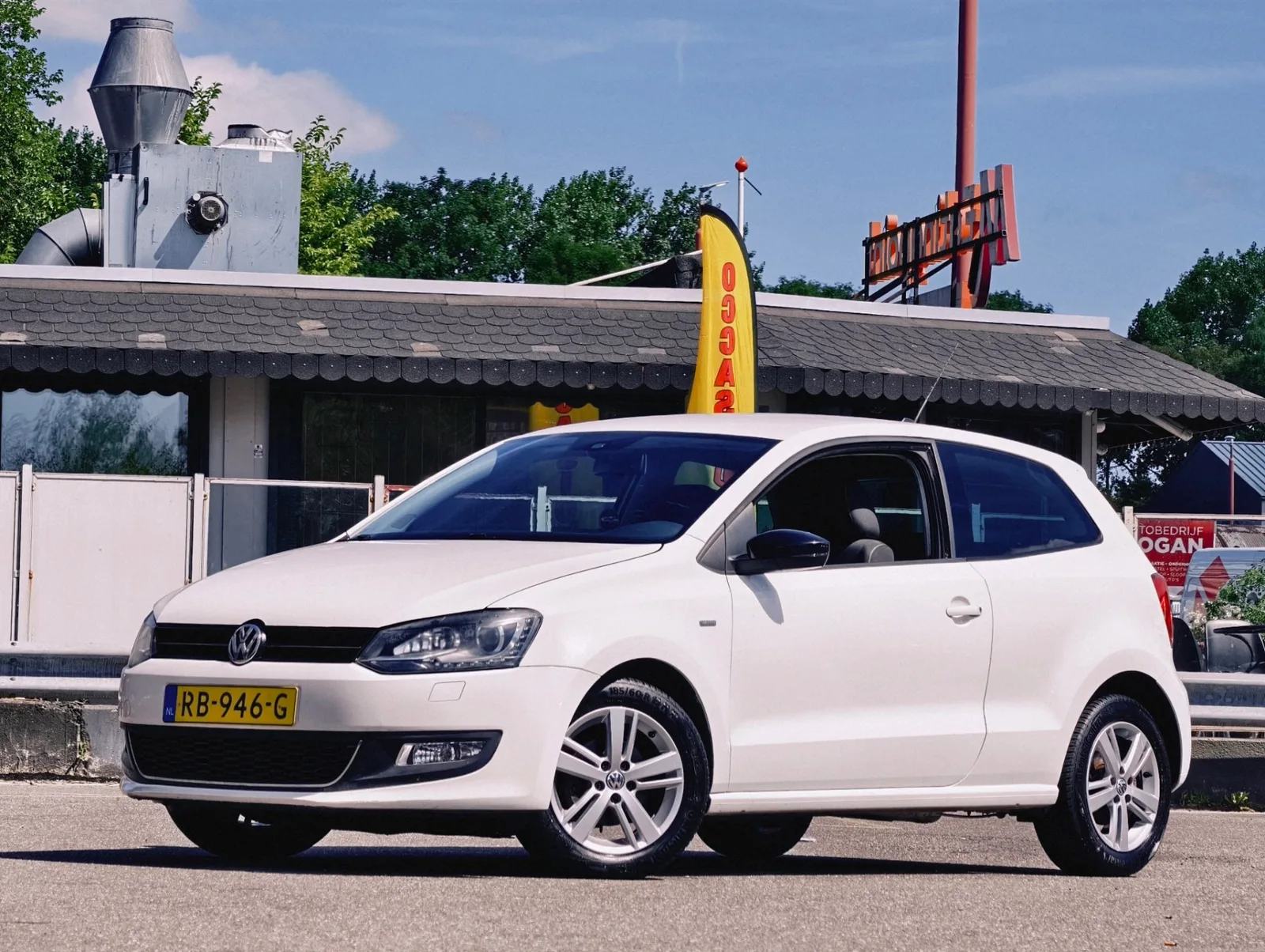 Volkswagen Polo (2012) — foto 1