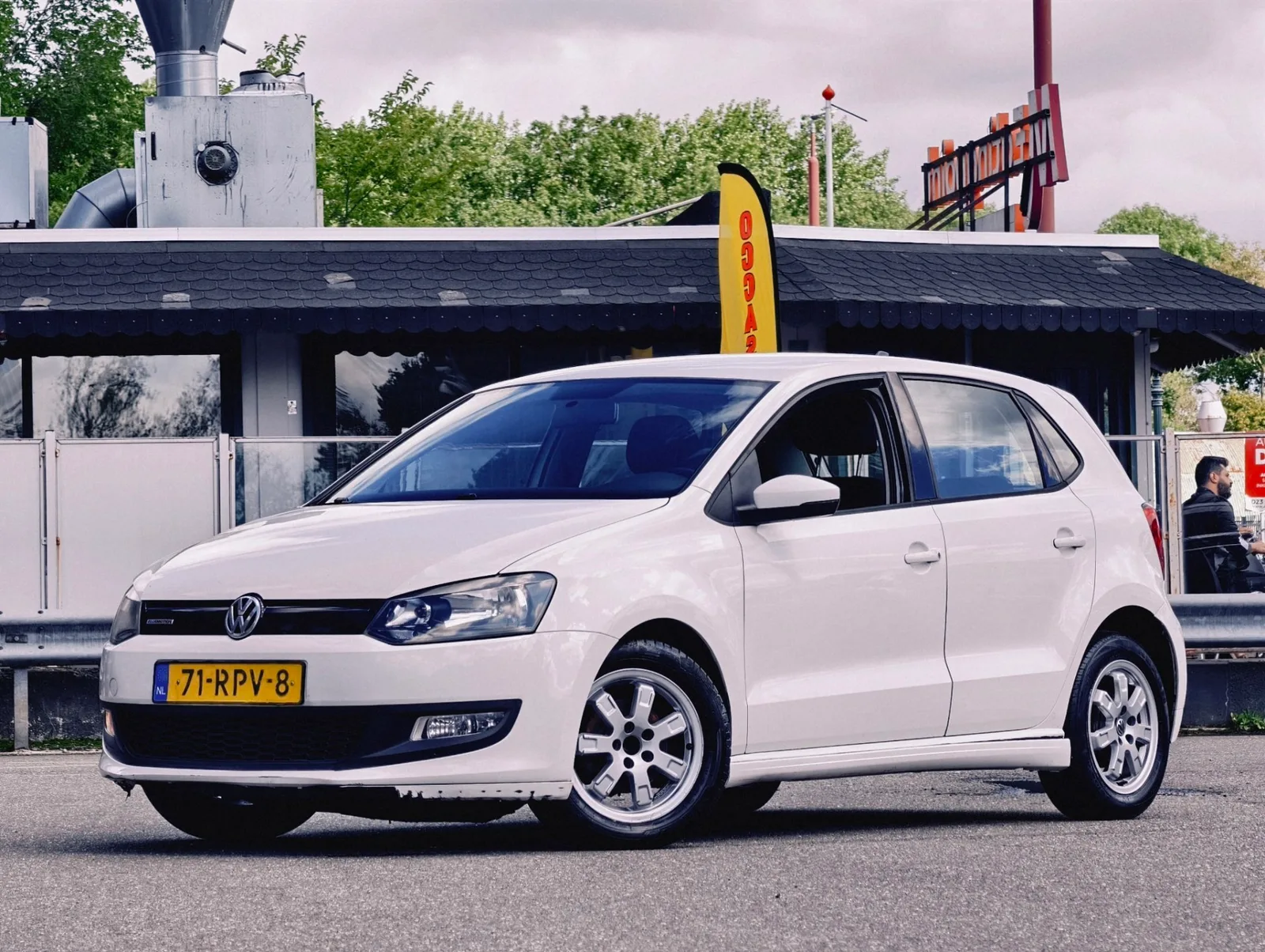 Volkswagen Polo (2011) — foto 1