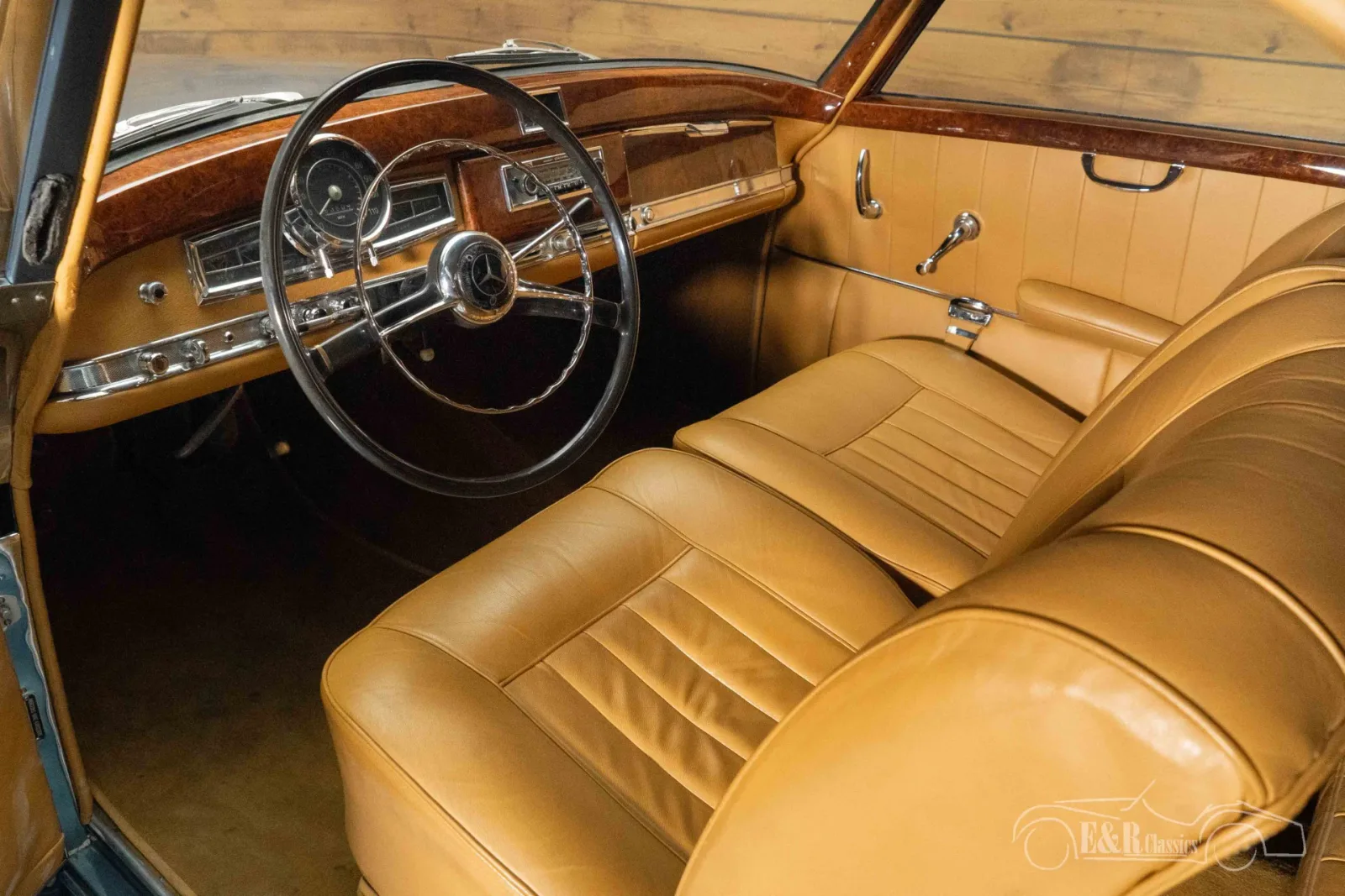 Mercedes-Benz 300-Serie (1953) — foto 1