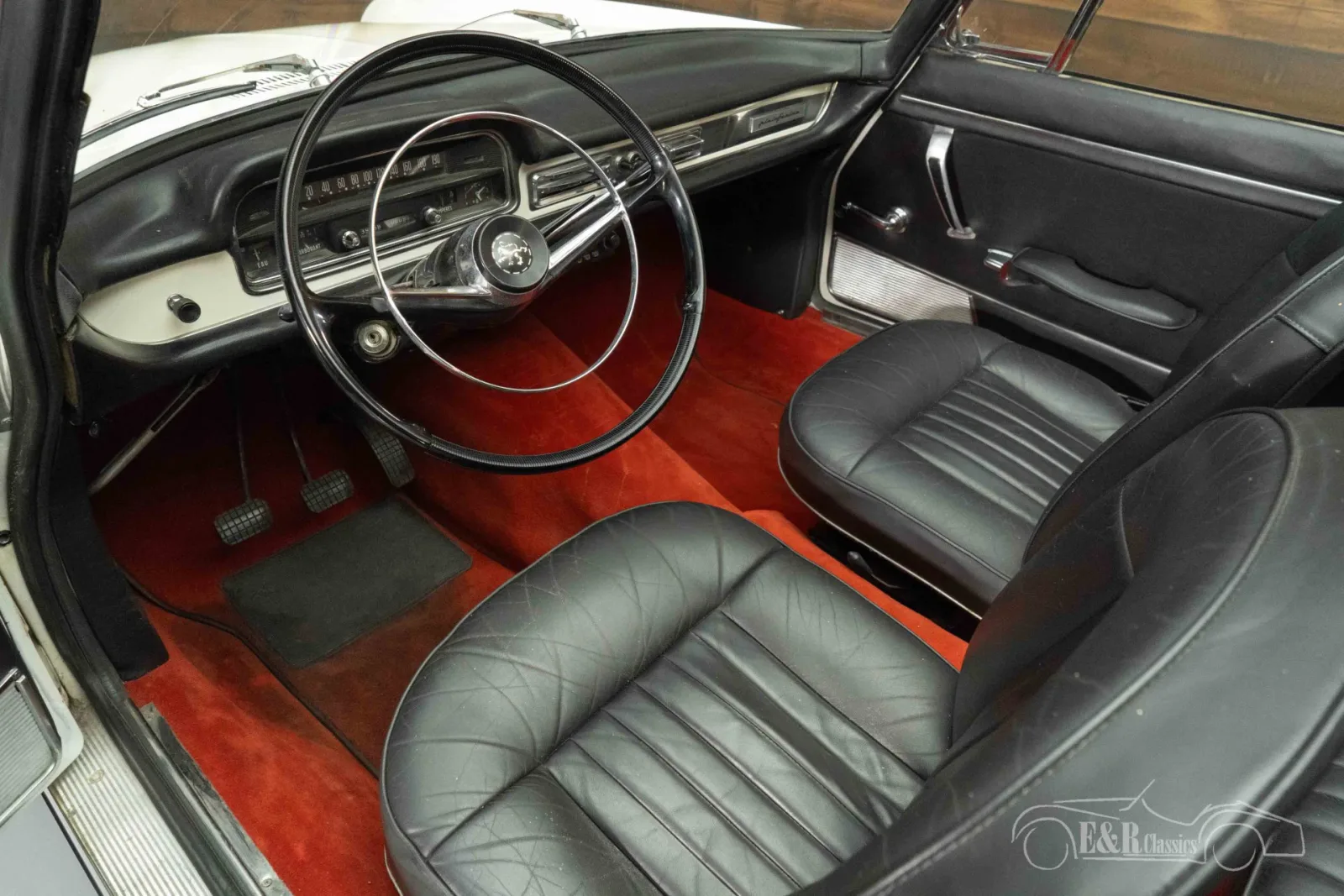 Peugeot 404 (1966) — foto 1