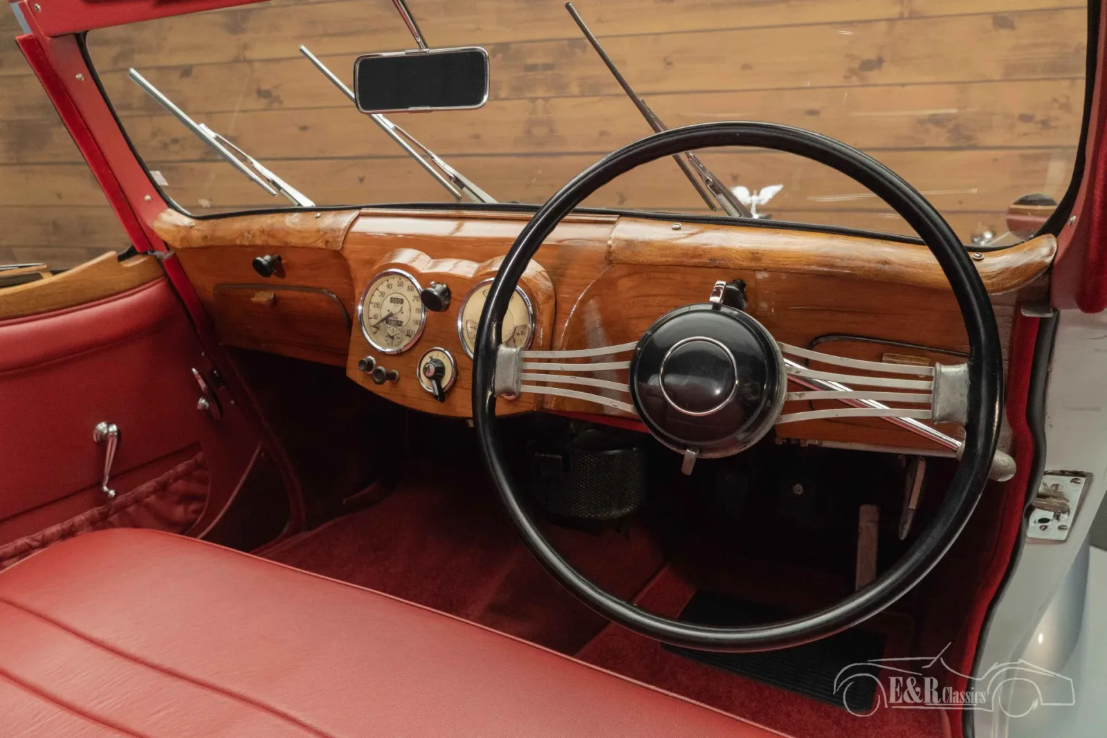 Triumph Roadster (1949) — foto 1