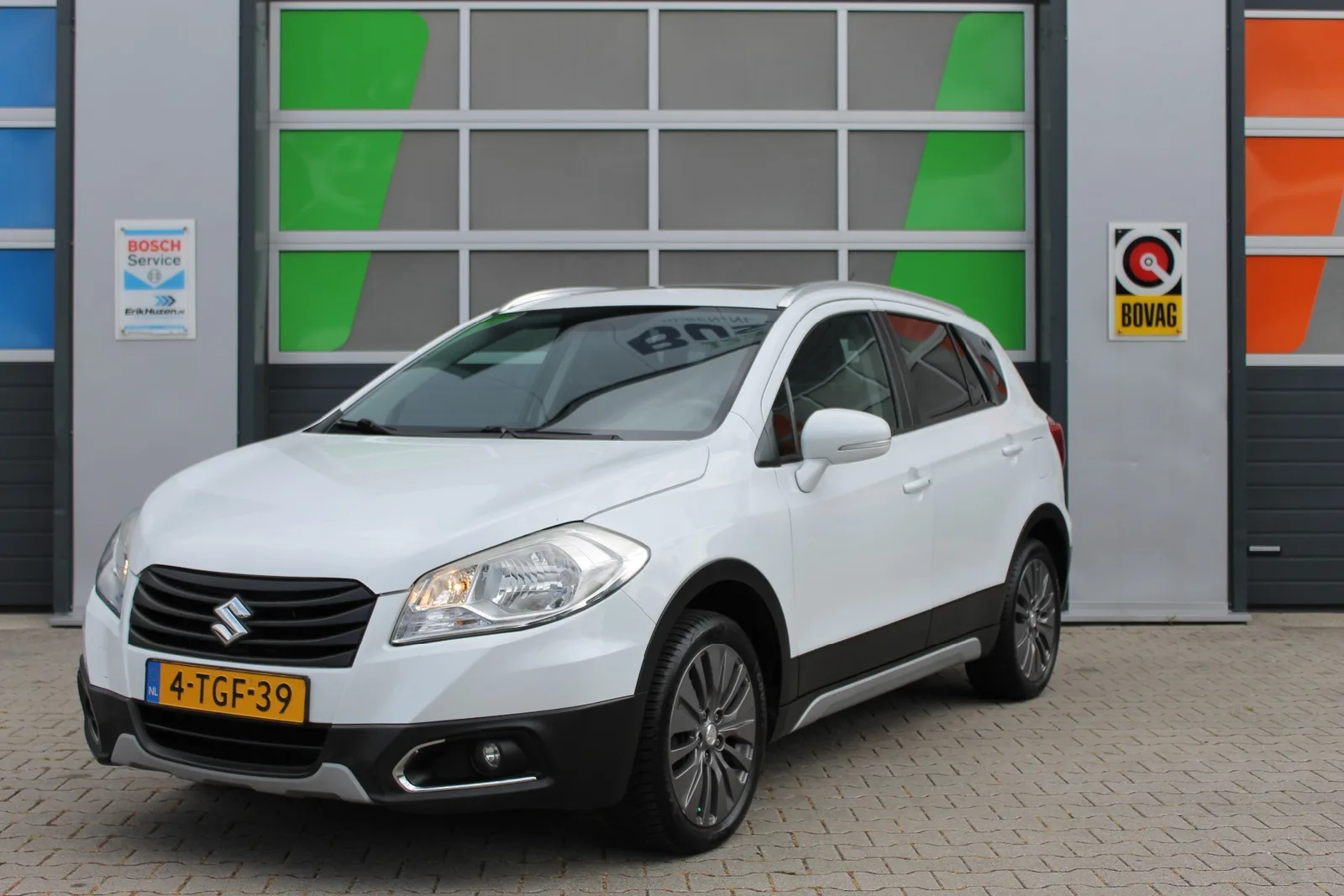 Suzuki SX4 (2014) — foto 1