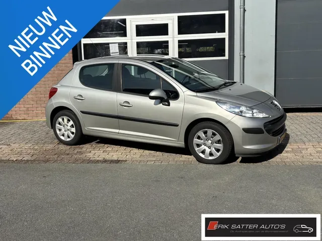 Peugeot 207 (2008) — foto 1