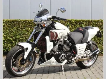 Yamaha VMX 1200 V-MAX (1999) — foto 1