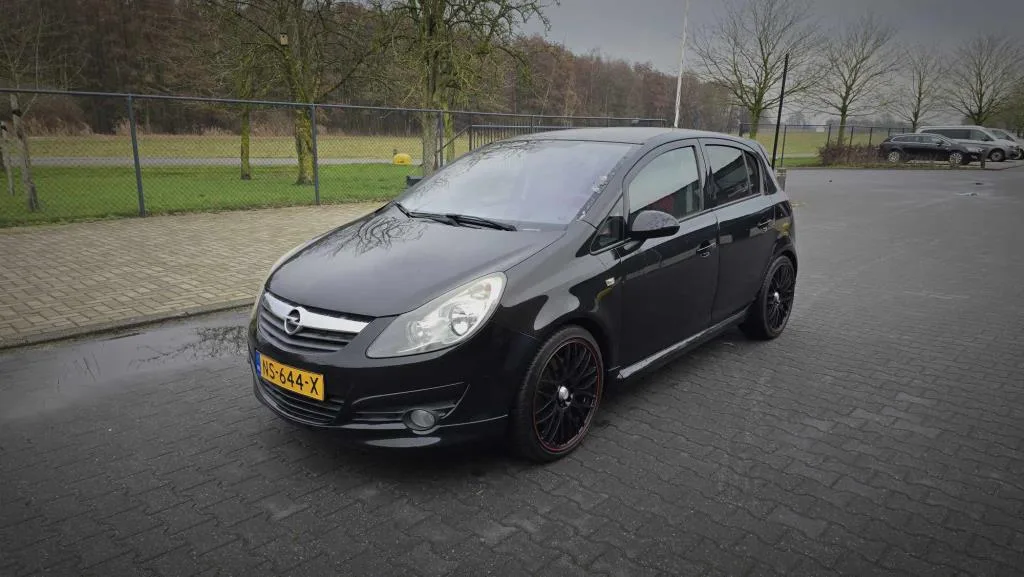 Opel Corsa (2009) — foto 1