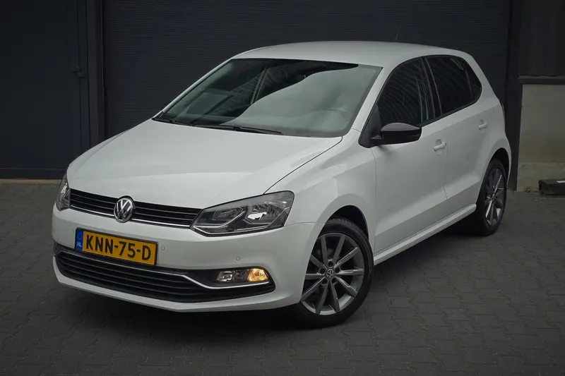 Volkswagen Polo (2015)