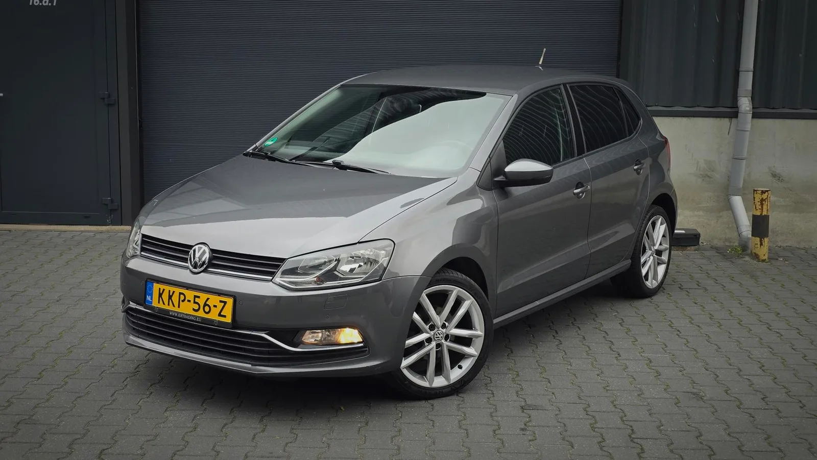 Volkswagen Polo (2014) — foto 1