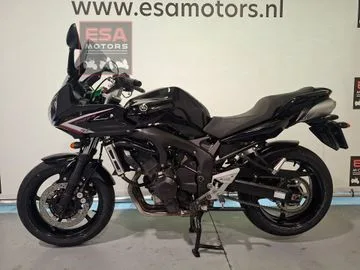 YAMAHA FZ (2010) — foto 1