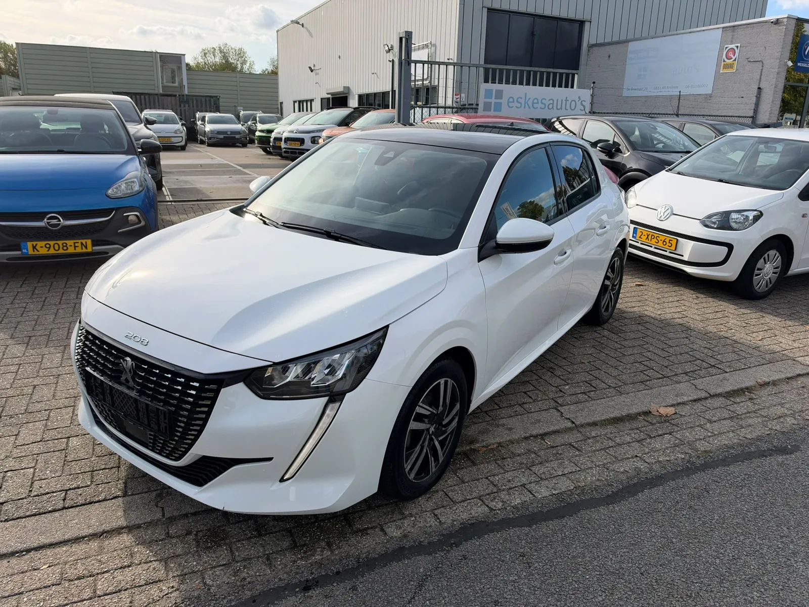 Peugeot 208 (2020) — foto 1