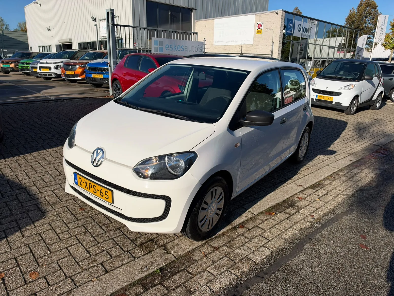 Volkswagen Up! (2014) — foto 1