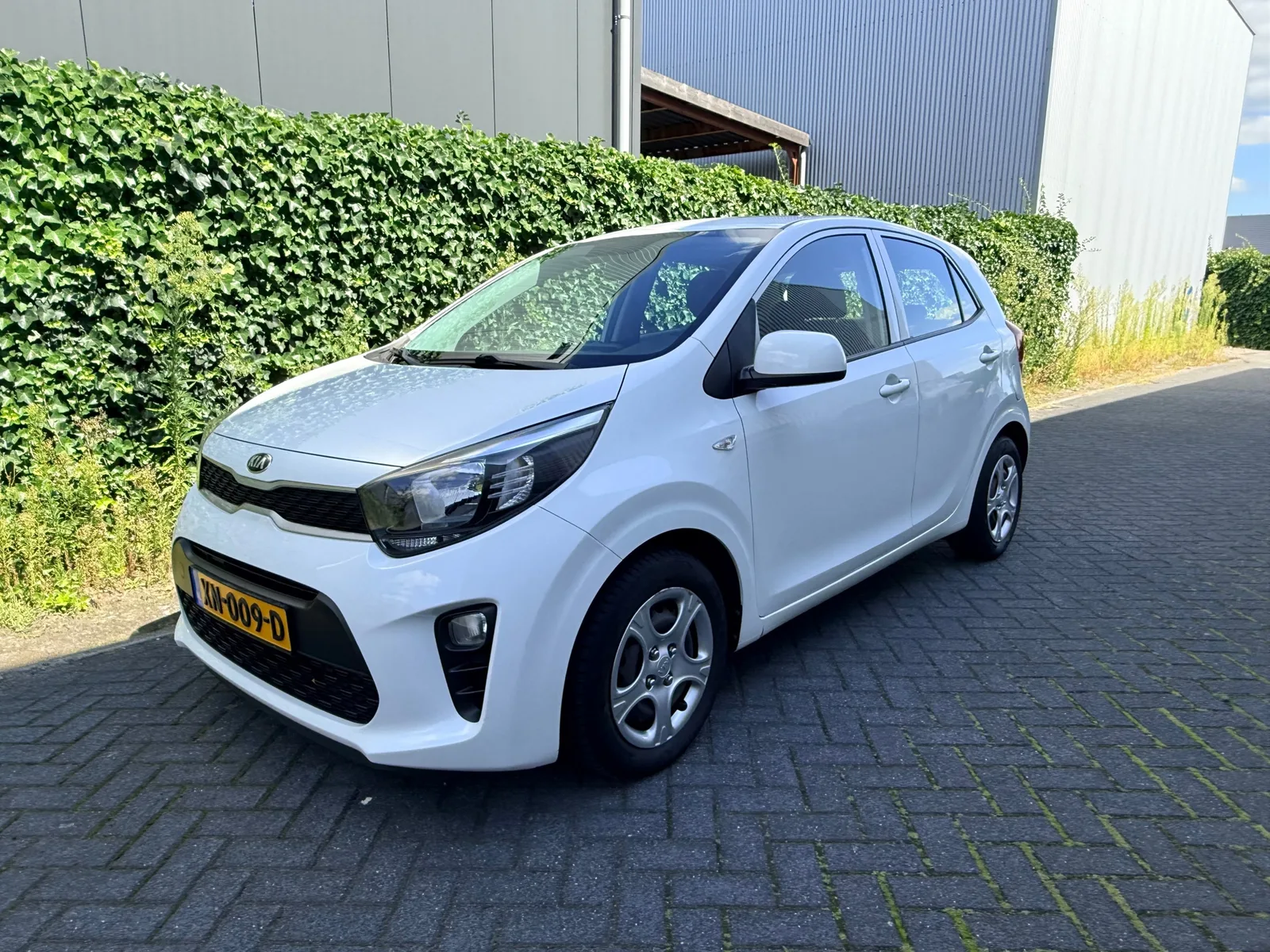 Kia Picanto (2019) — foto 1