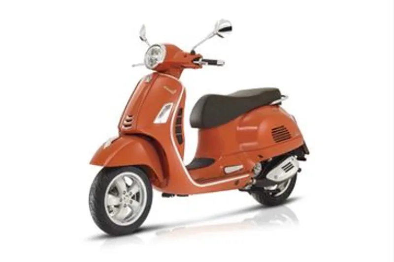Vespa GTS 300 (2022)