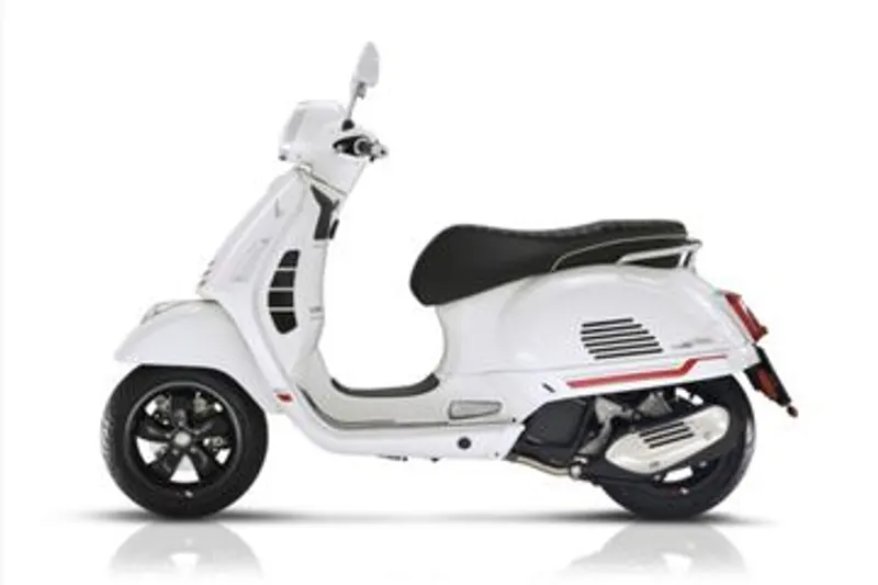 Vespa GTS Supersport 125 (2022)