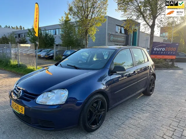 Volkswagen Golf (2008) — foto 1