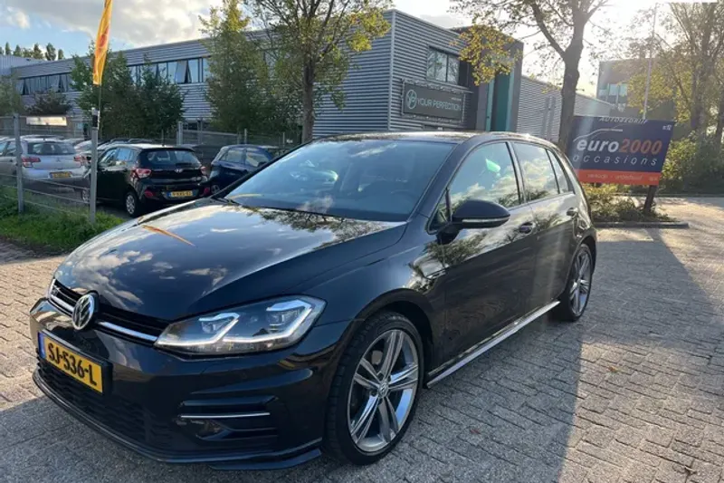 Volkswagen Golf (2017)