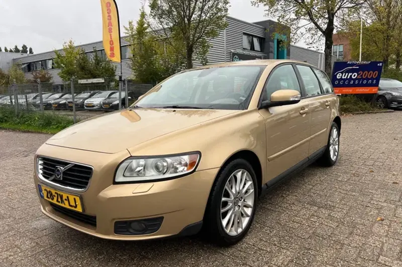 Volvo V50 (2008)