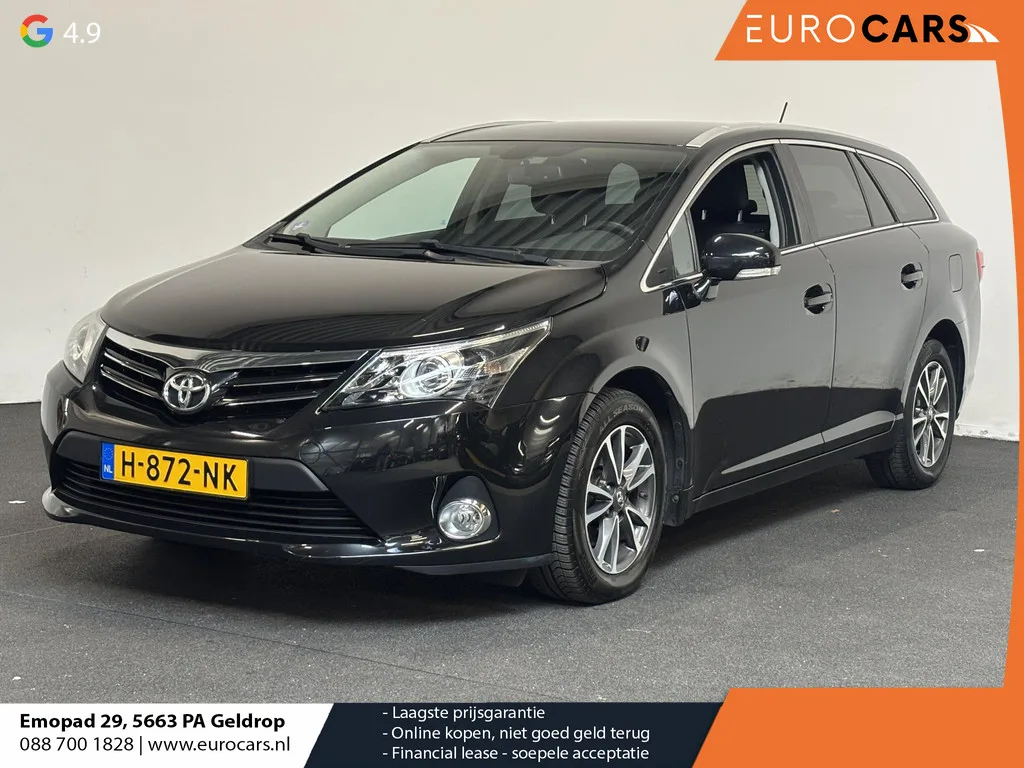 Toyota Avensis (2015) — foto 1