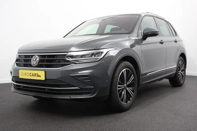 Volkswagen Tiguan (2022)