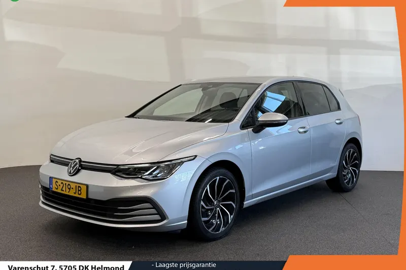 Volkswagen Golf (2023)