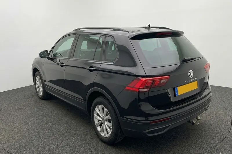 Volkswagen Tiguan (2021)
