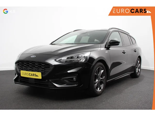 Ford Focus (2022) — foto 1