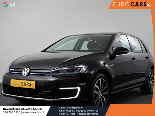 Volkswagen E-Golf (2019) — foto 1