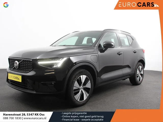 Volvo XC40 (2023) — foto 1