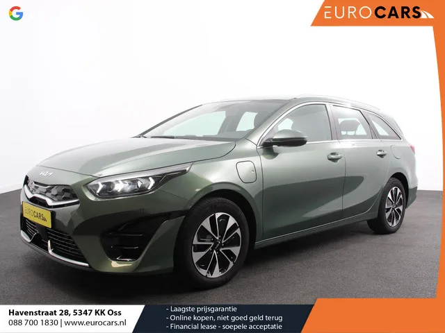 Kia Ceed Sportswagon (2023) — foto 1