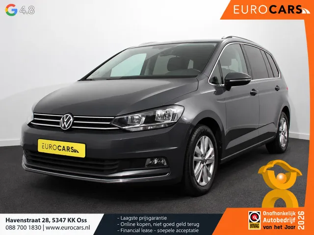 Volkswagen Touran (2021) — foto 1