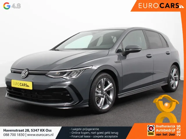 Volkswagen Golf (2024) — foto 1