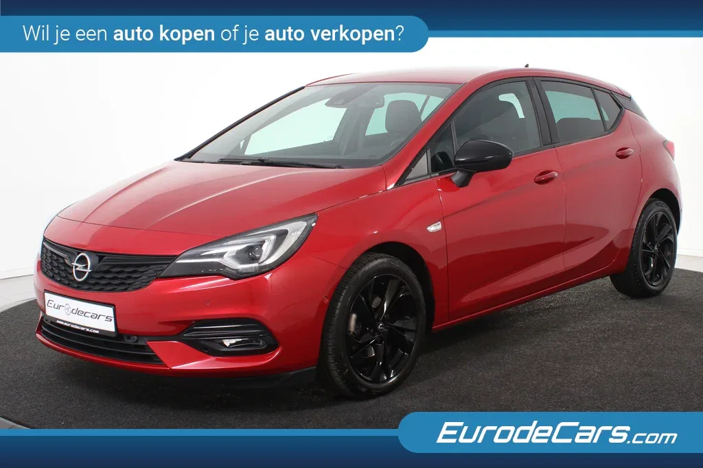 Opel Astra (2021) — foto 1