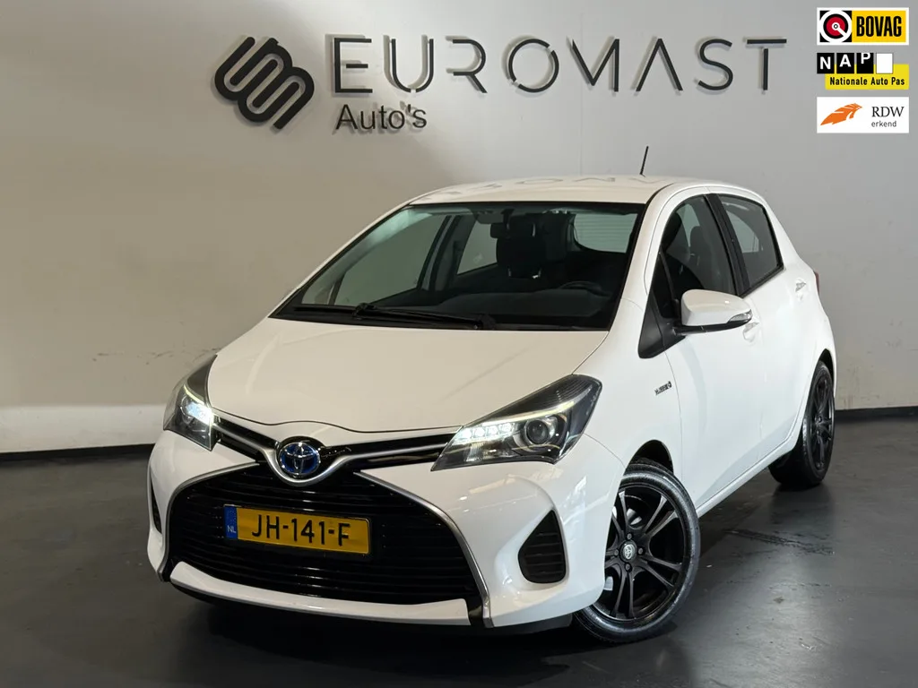 Toyota Yaris (2016) — foto 1