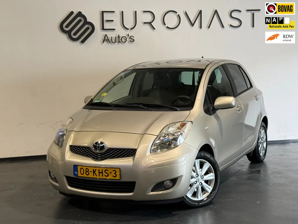 Toyota Yaris (2009) — foto 1