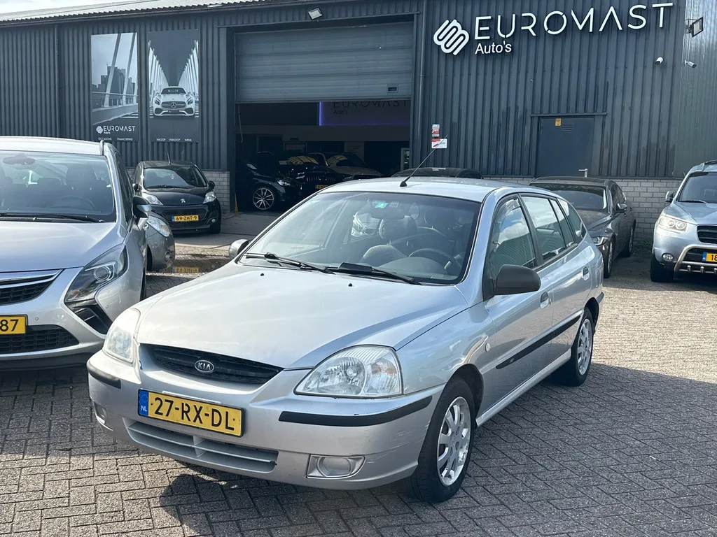Kia Rio (2005) — foto 1