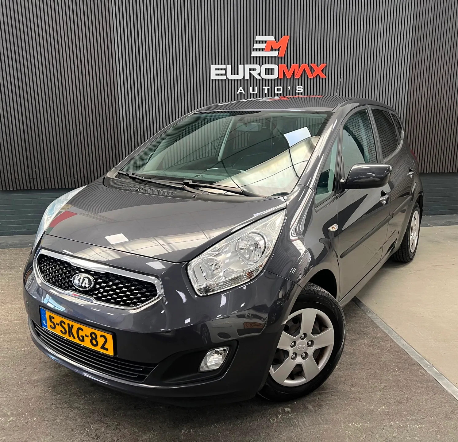 Kia Venga (2013) — foto 1