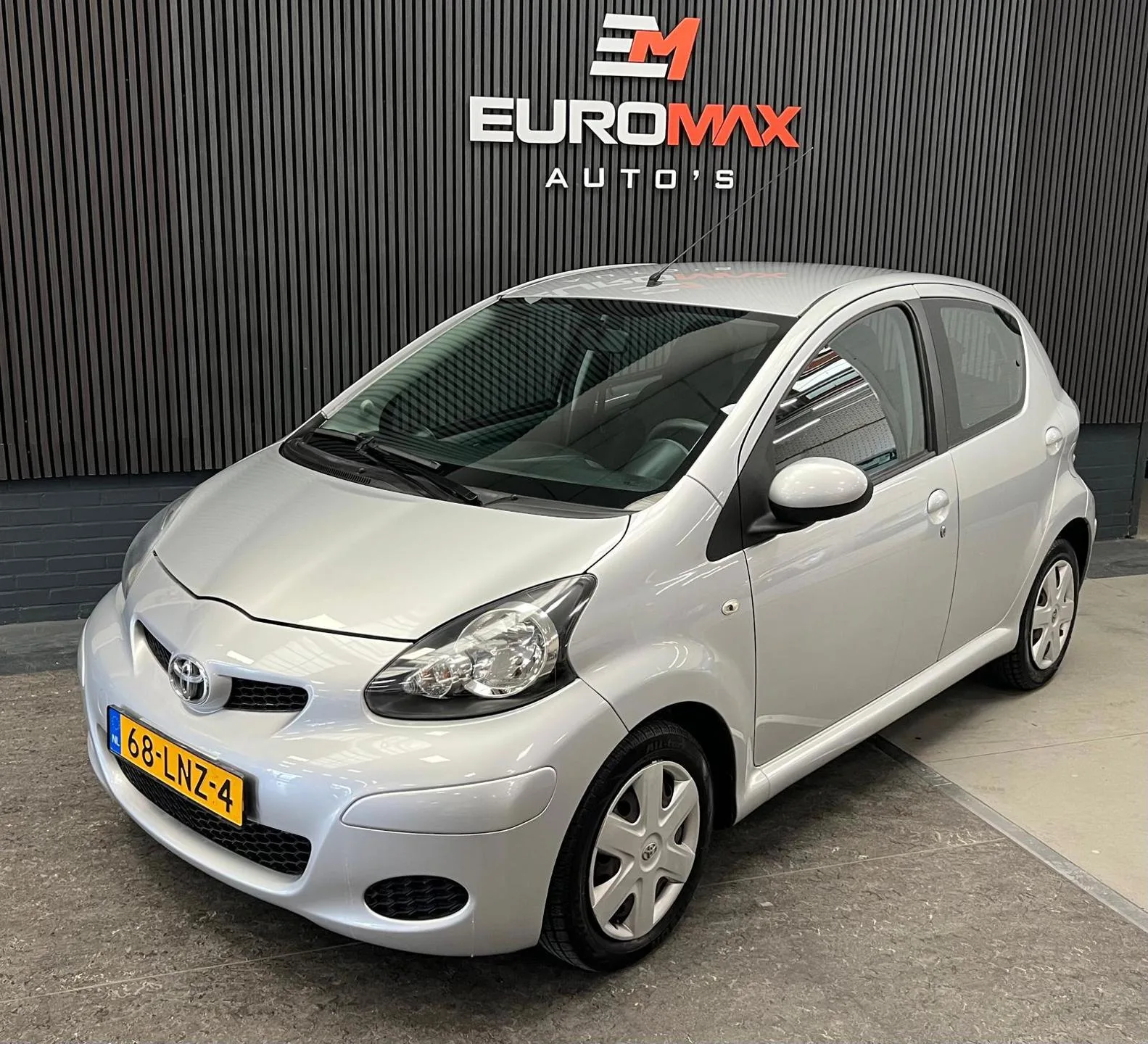 Toyota Aygo (2010) — foto 1