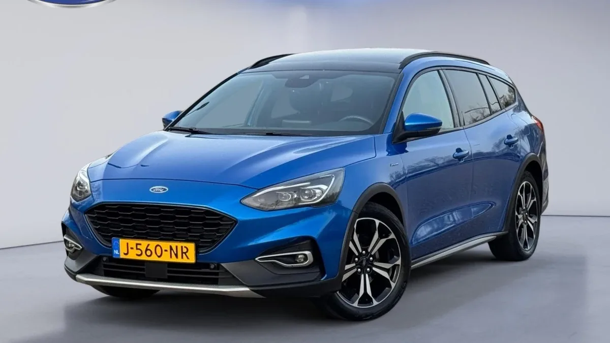 Ford Focus (2020) — foto 1