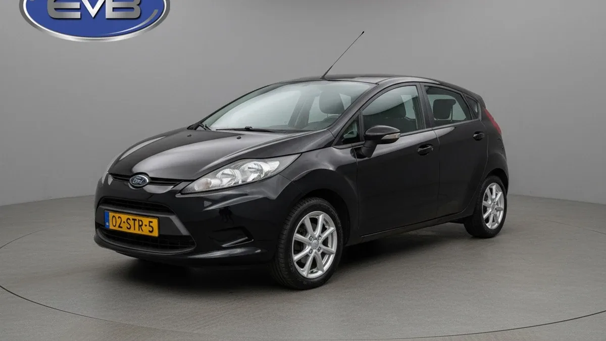 Ford Fiesta (2011) — foto 1