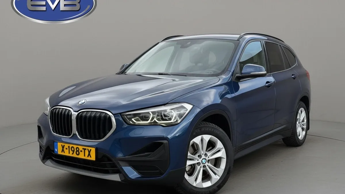 BMW X1 (2021) — foto 1