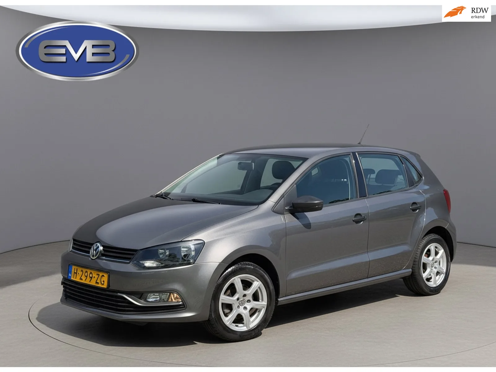 Volkswagen Polo (2015) — foto 1