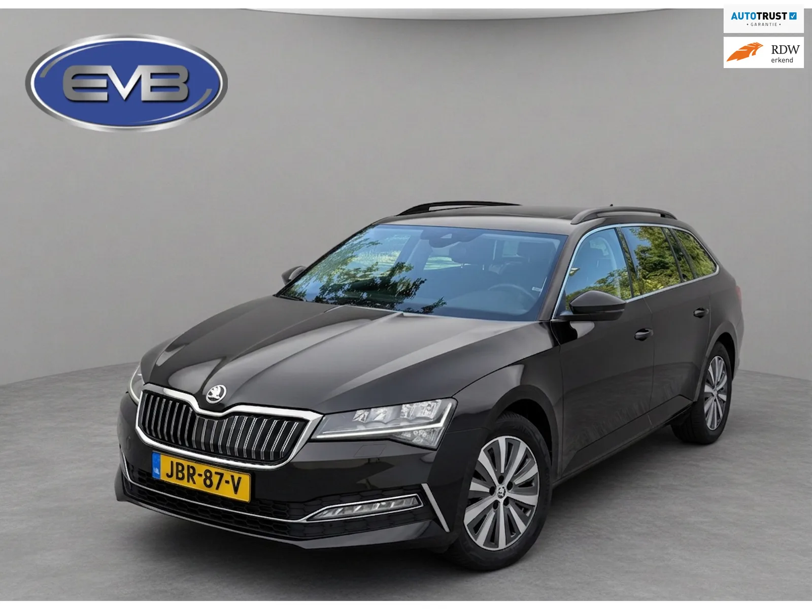 Škoda Superb (2022) — foto 1