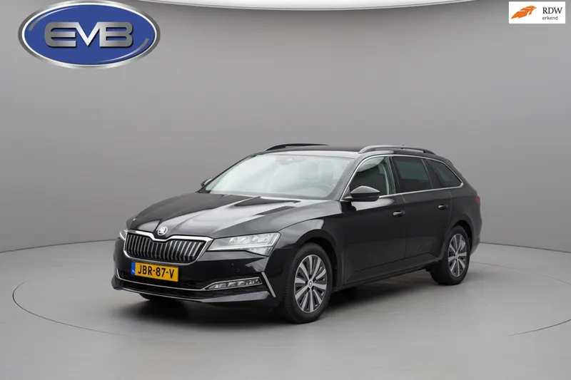 Škoda Superb (2022)