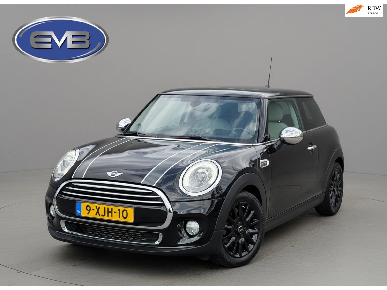 MINI Mini 1 5 Cooper (2014) — foto 1