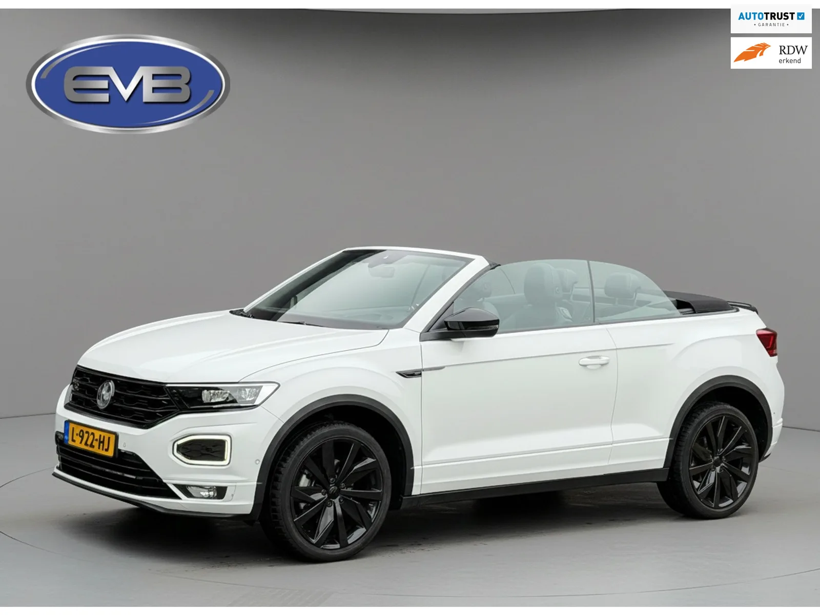 Volkswagen T-Roc (2020) — foto 1